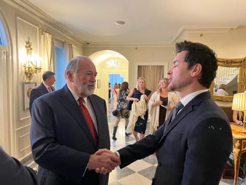 F101F50E-C13E-4A15-96A3-0DD320CD32D3