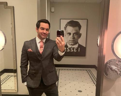 A5F6BA95-74AC-447A-92D7-7578EA300FAC