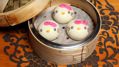 http___cdn.cnn.com_cnnnext_dam_assets_150429160103-hello-kitty-dimsum--c-hk-chinese-cuisine-01