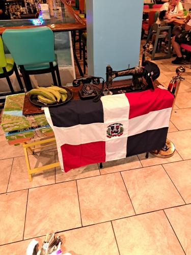 d9d5db48-baa6-42ef-b24f-52fd5ceb32ff