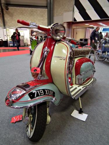 8C8EAED2-953D-44F4-92CE-F5598AAB2543