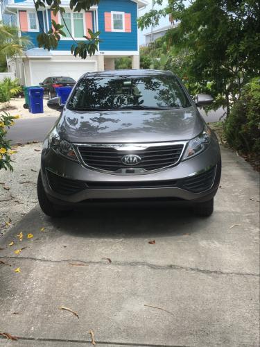 AEE6C7EE-F4EC-4AC5-A413-B69306034A3F