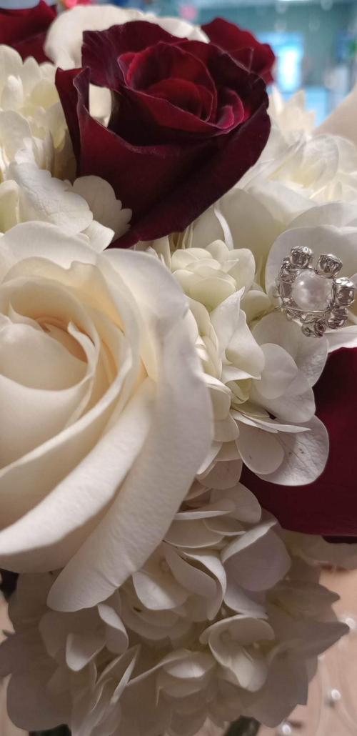 CEF4F456-8D9E-4D2F-BEEC-26A63BC25F61