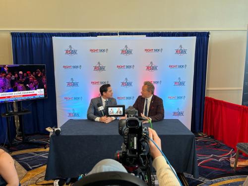 663A60E0-9CDE-4BB9-9A4F-06BA00A7BF43