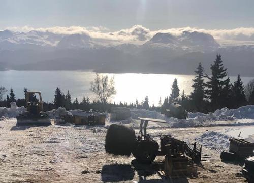 ACEACB07-ED3B-44F9-8B4E-C01ED0C7998A