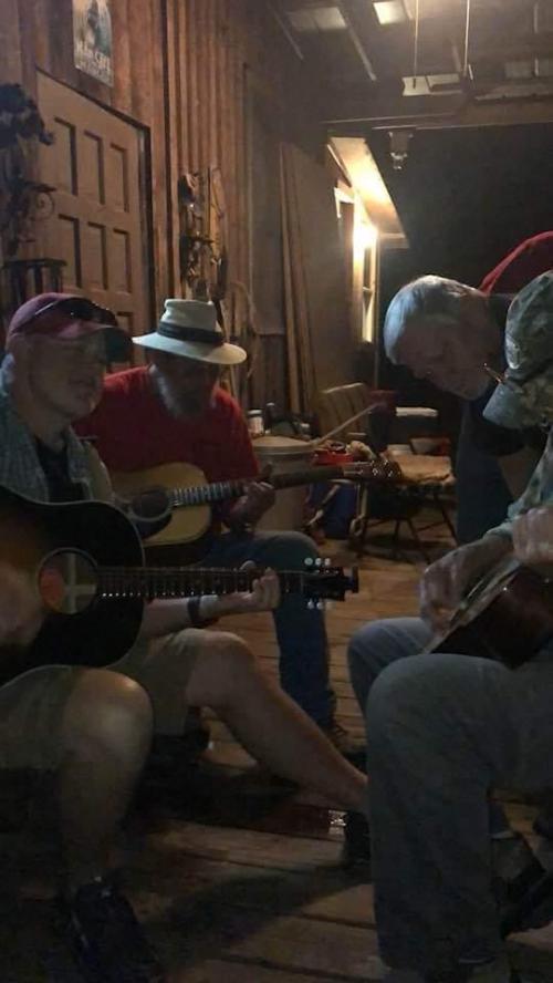 004c4ea5-53cd-40b9-a918-b03bfbc95244