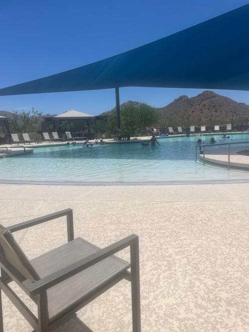 4760E2DC-B6D7-43D8-B1F4-05066E603AAE