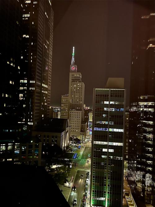 20B699FF-DA79-49A7-B39E-4475302C3E60