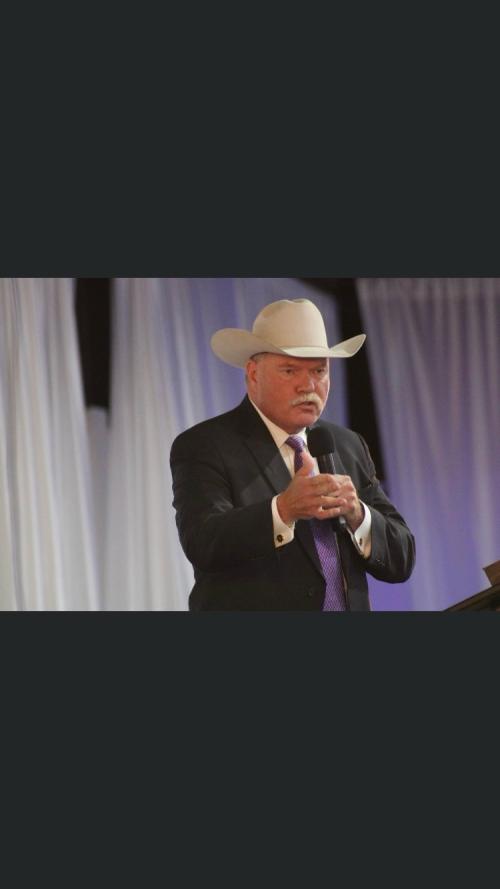 5C7FFE6C-5000-4AA9-813B-8F44BD443C0A