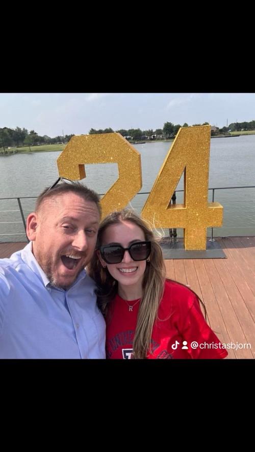 D967A663-1B3F-4761-A7B1-9885D259AB0F