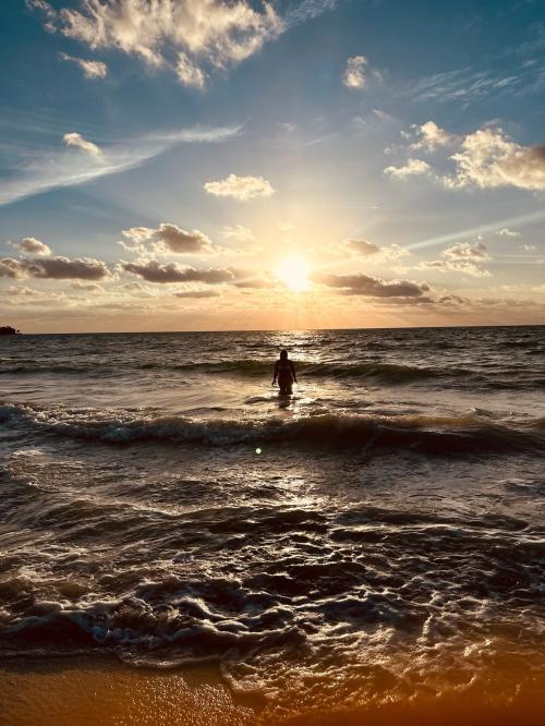 D7E935E6-62D9-4D56-83D7-8C7207884728