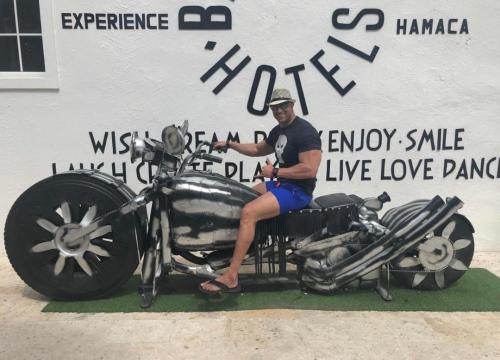 66397561-646c-4fae-8372-8bbc2c77a18c