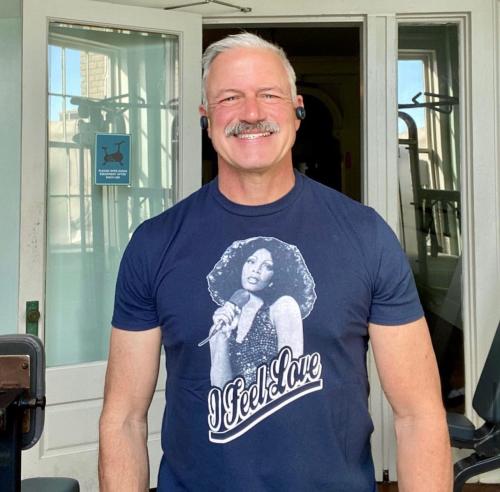 8FC371DD-B464-4108-9123-21953F647F8C