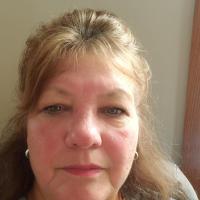 Julie Molnar