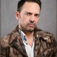 Derek Scott Graves